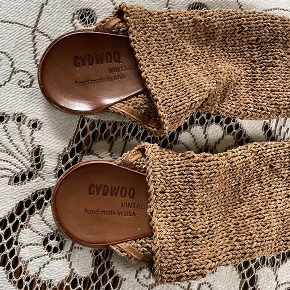 CYDWOQ Leather Arcana Netted Slip On Slides Sandals - Picture 2 of 8